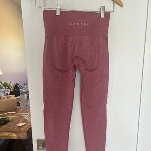 NVGTN Contour Leggings Maroon